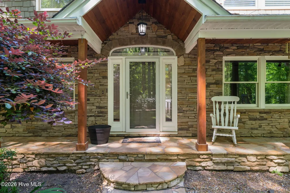 5016 Elkwood Court Raleigh, NC 27613
