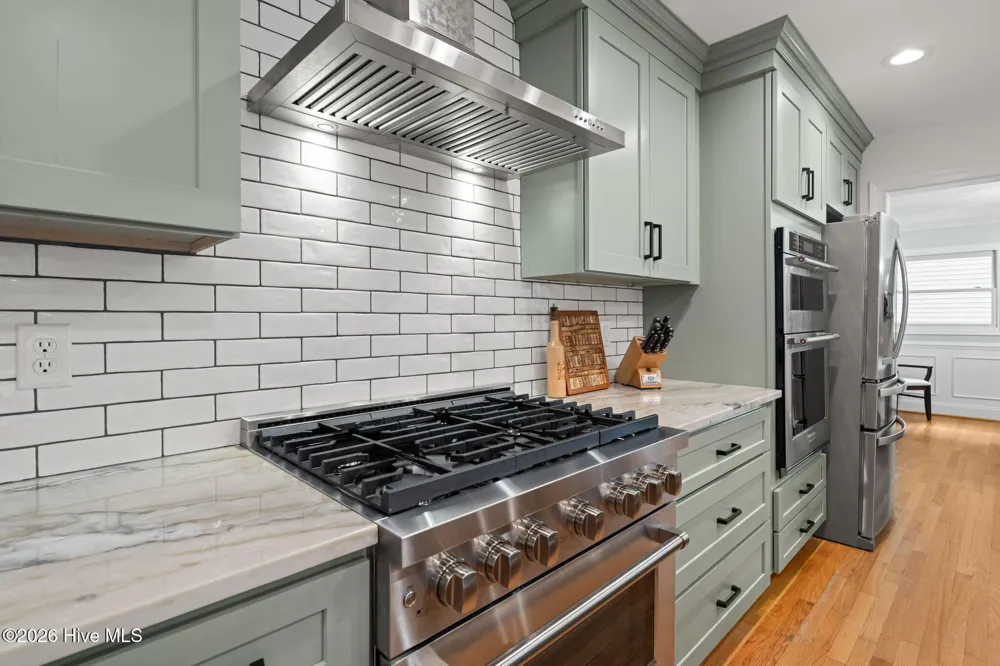 5016 Elkwood Court Raleigh, NC 27613