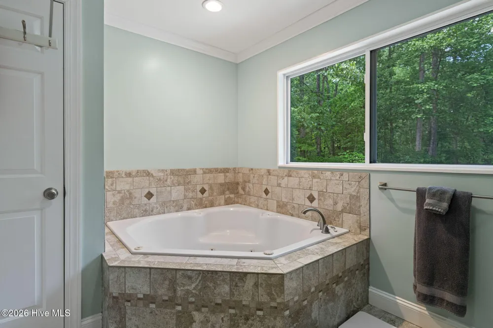5016 Elkwood Court Raleigh, NC 27613