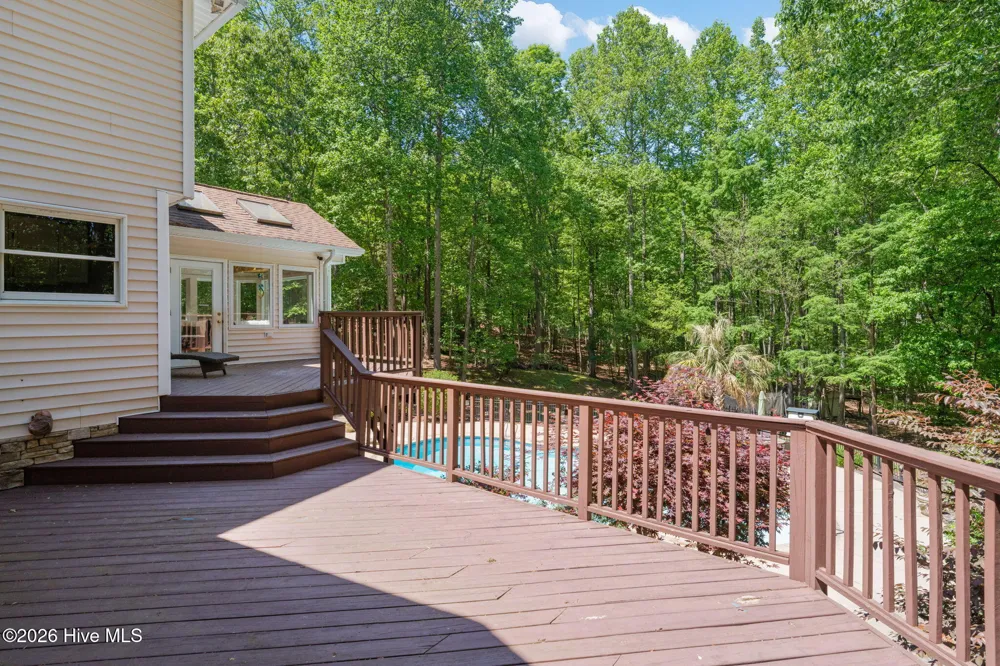 5016 Elkwood Court Raleigh, NC 27613