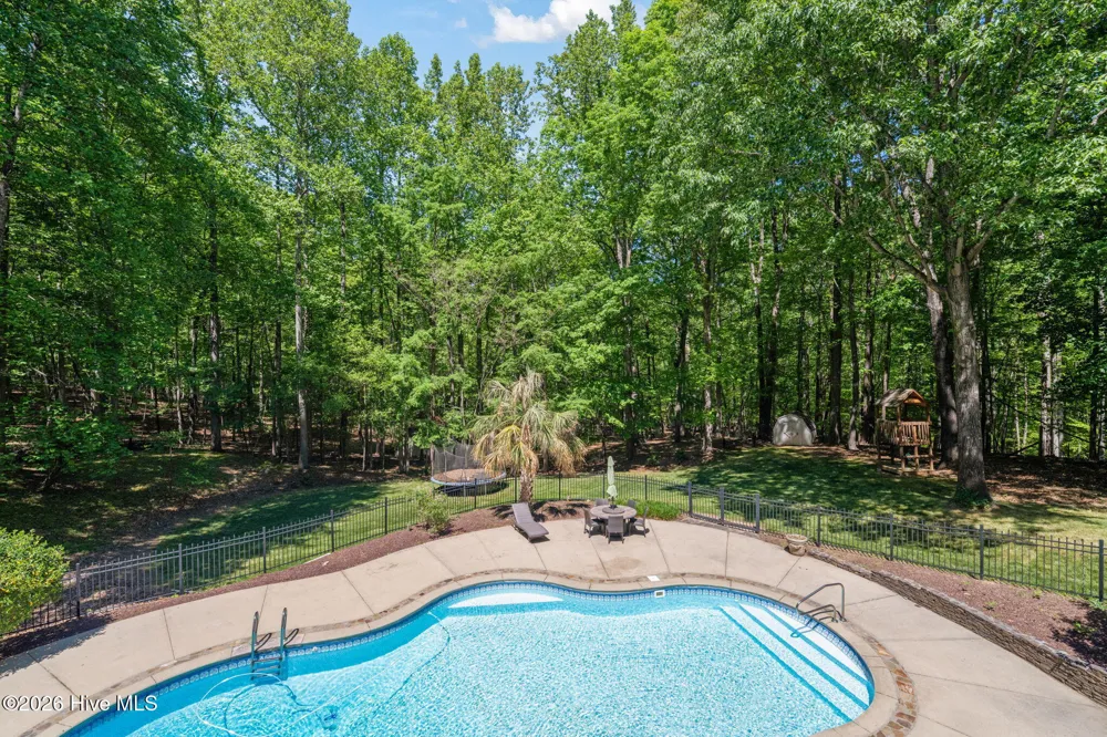 5016 Elkwood Court Raleigh, NC 27613