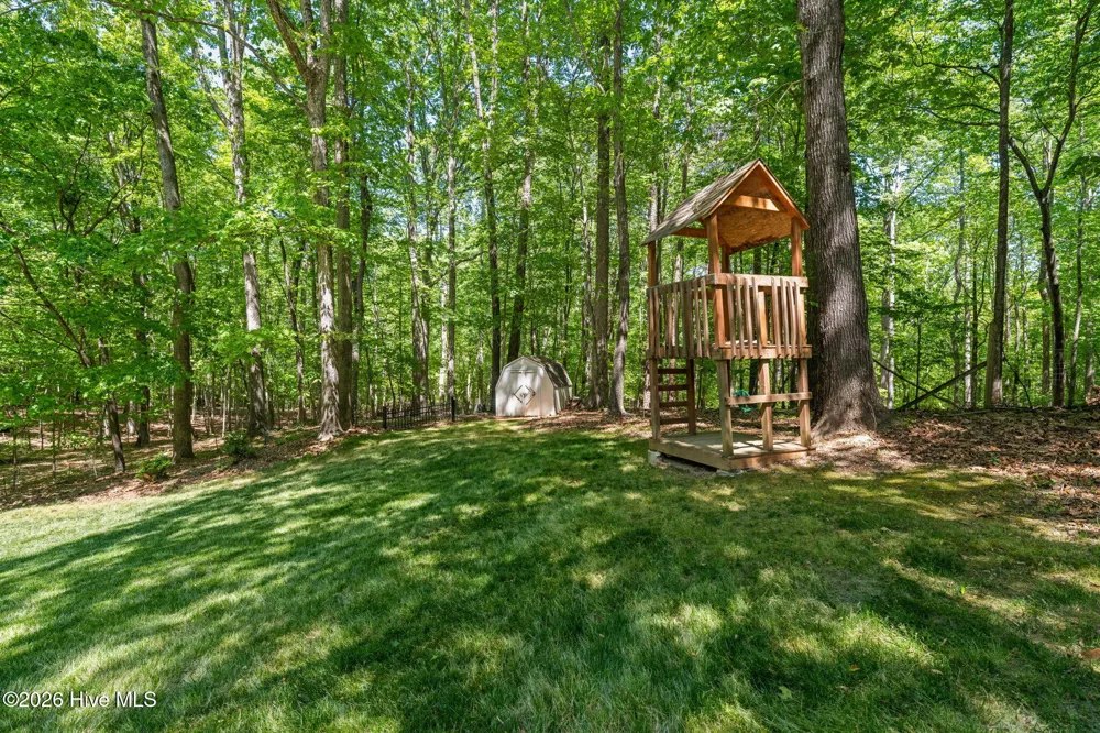 5016 Elkwood Court Raleigh, NC 27613