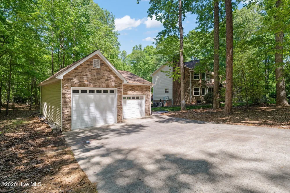 5016 Elkwood Court Raleigh, NC 27613
