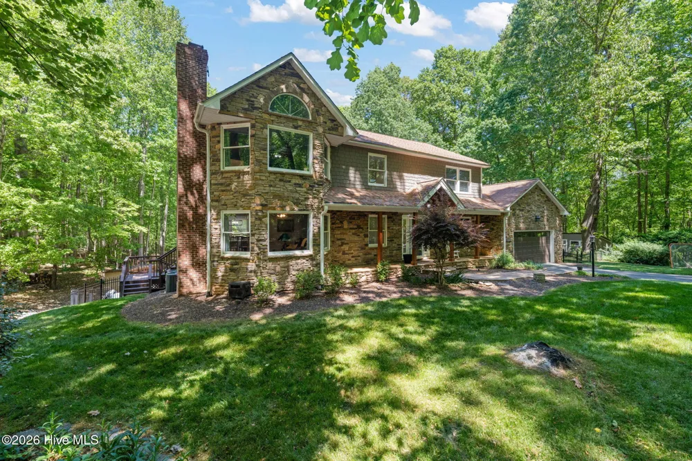 5016 Elkwood Court Raleigh, NC 27613