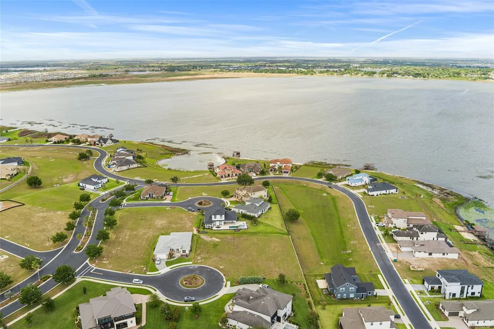 200 CALADONIA COURT Lake Alfred, FL 33850