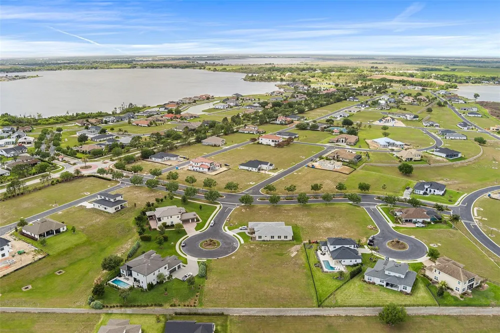 200 CALADONIA COURT Lake Alfred, FL 33850