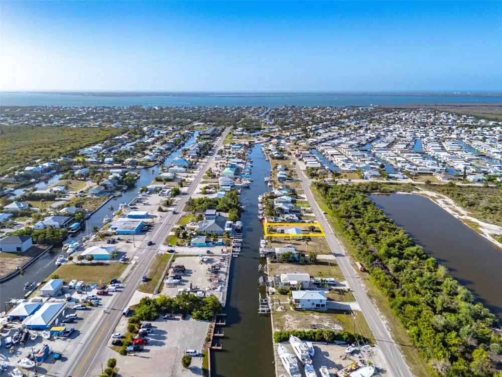 3314 YORK ROAD St James City, FL 33956
