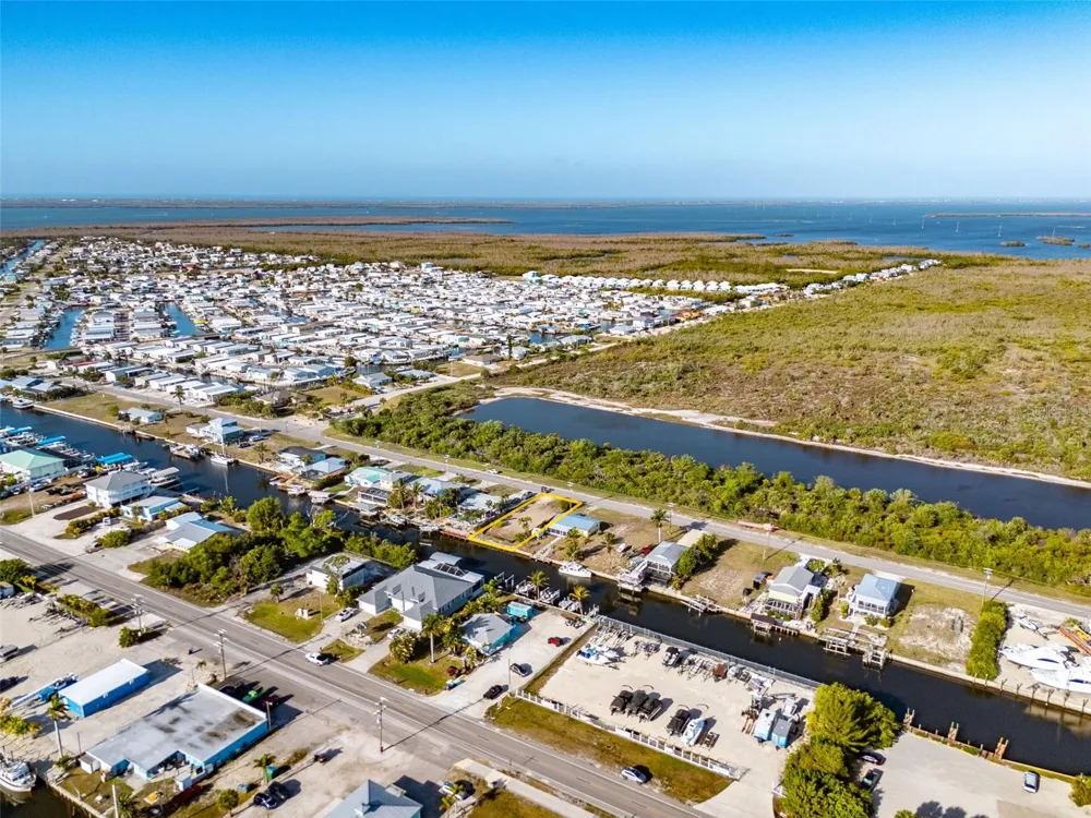 3314 YORK ROAD St James City, FL 33956