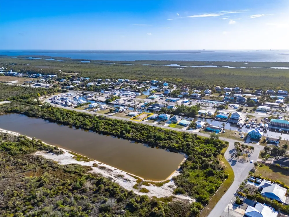 3314 YORK ROAD St James City, FL 33956