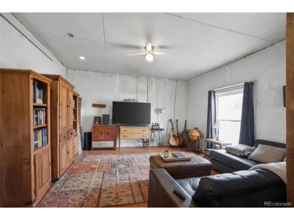 5146 County Road 550 Gardner, CO 81040