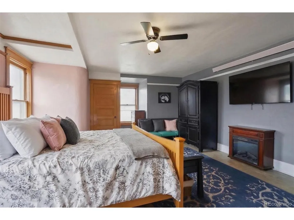 5146 County Road 550 Gardner, CO 81040