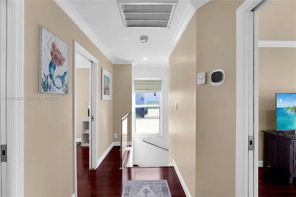 335 Virginia St Hollywood, FL 33019
