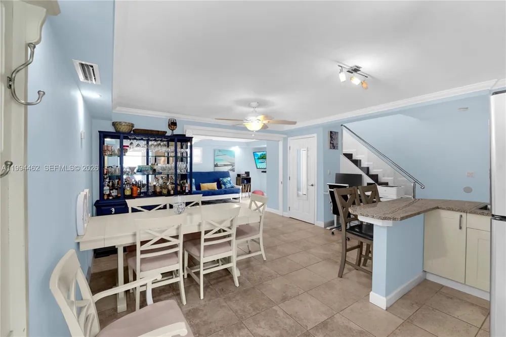335 Virginia St Hollywood, FL 33019