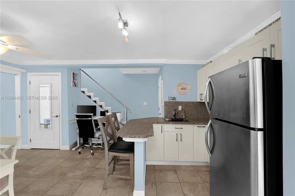 335 Virginia St Hollywood, FL 33019