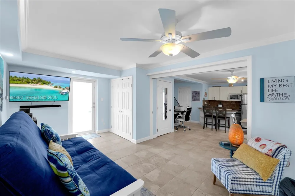 335 Virginia St Hollywood, FL 33019