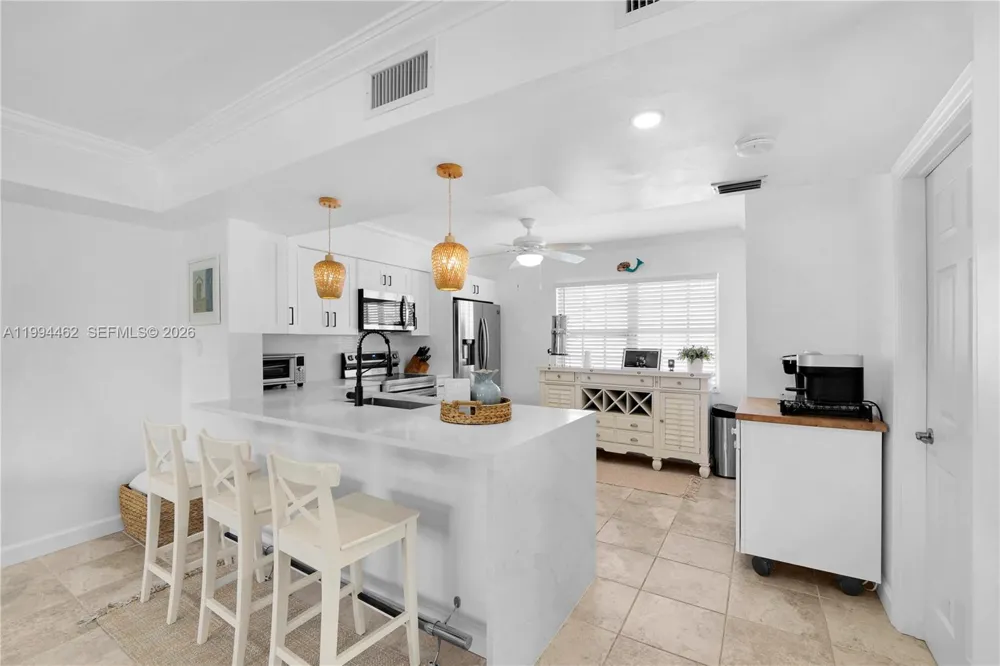 335 Virginia St Hollywood, FL 33019