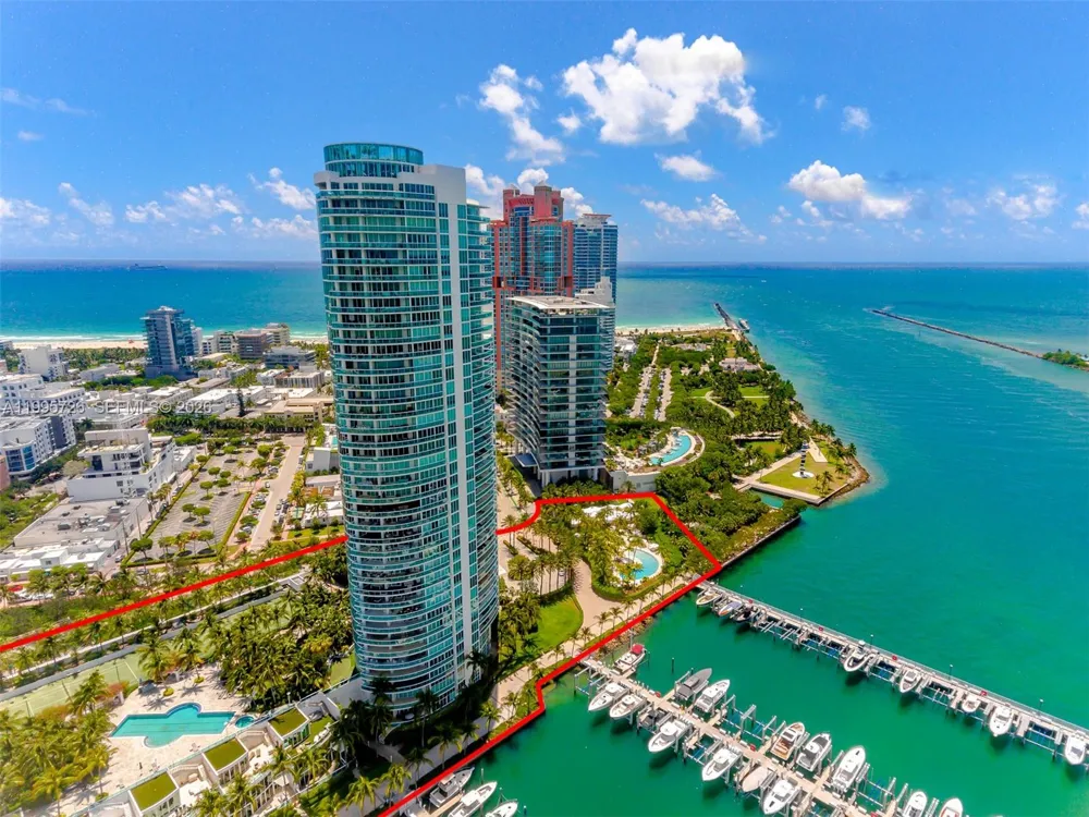 1000 S Pointe Drive #905 Miami Beach, FL 33139