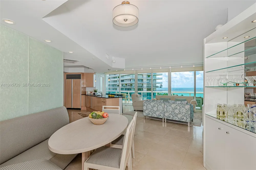 1000 S Pointe Drive #905 Miami Beach, FL 33139