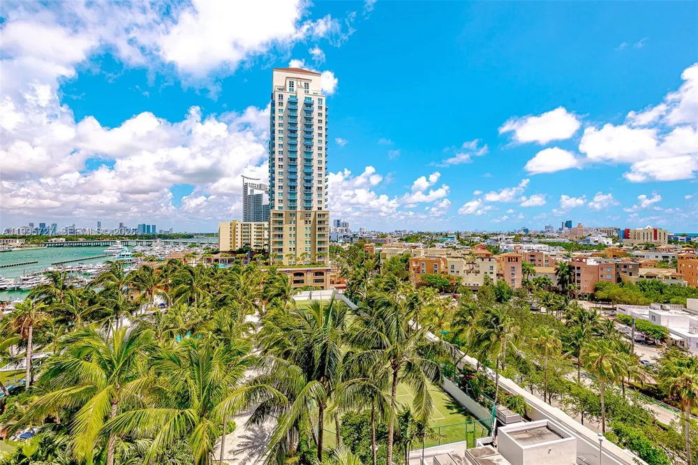 1000 S Pointe dr #906 Miami Beach, FL 33139