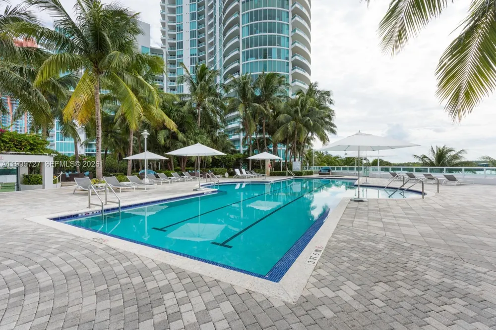 1000 S Pointe dr #906 Miami Beach, FL 33139
