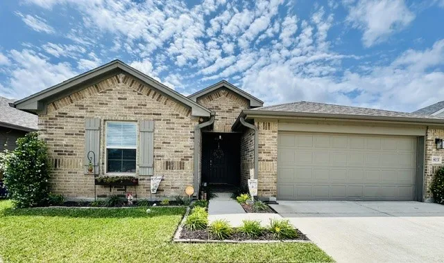 1813 Secretariat Drive Corpus Christi, TX 78417