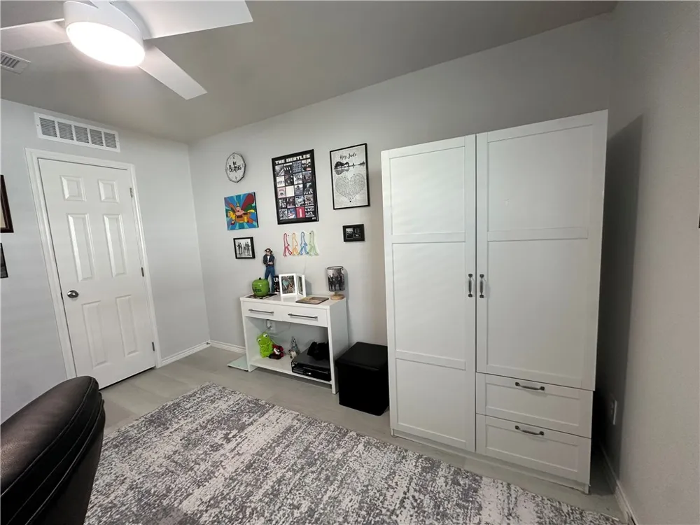 1813 Secretariat Drive Corpus Christi, TX 78417