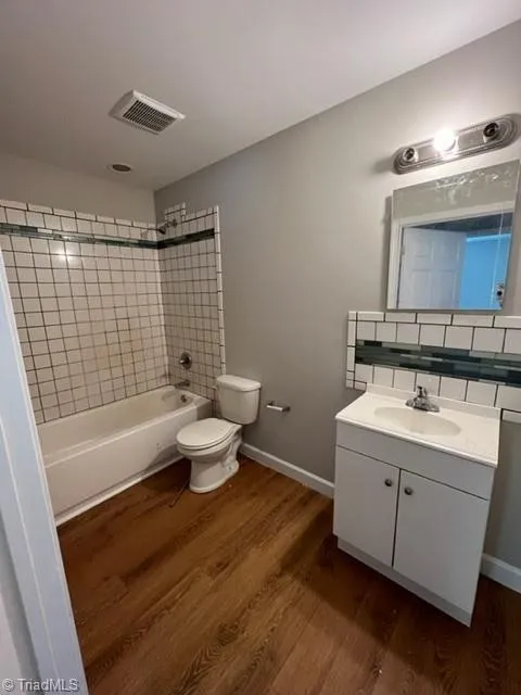 916 Avon Avenue #101 Burlington, NC 27215