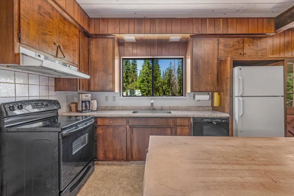 58370 W Dowvillle #22 Lakeshore, CA 93634