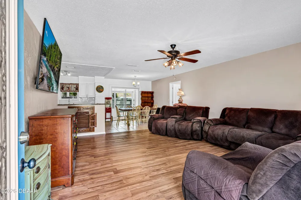 3309 Woodland Drive Edgewater, FL 32141