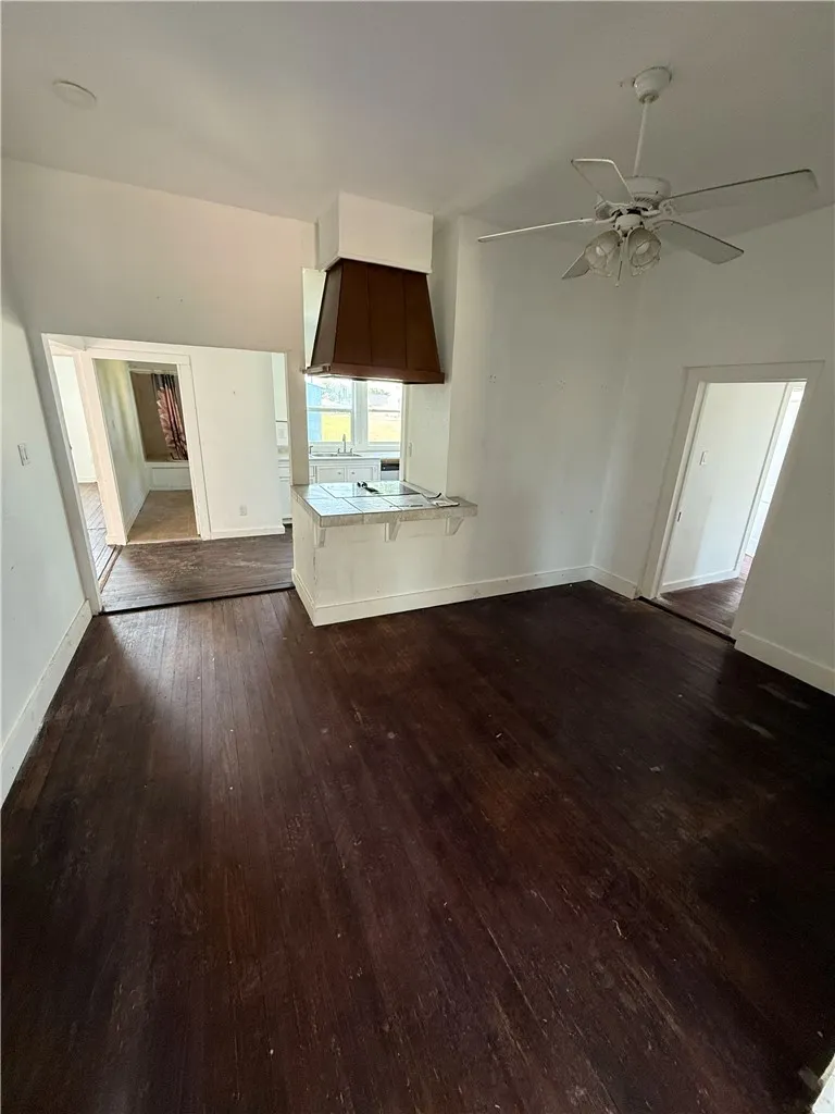 507 E Logan Street Calvert, TX 77837