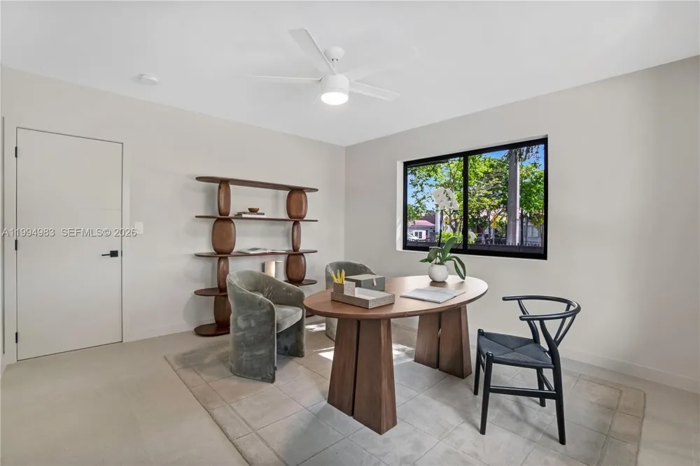 6207 SW 10th St West Miami, FL 33144