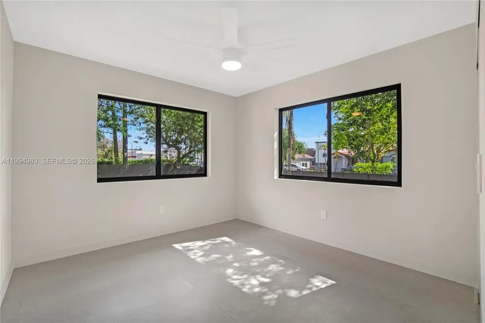 6207 SW 10th St West Miami, FL 33144