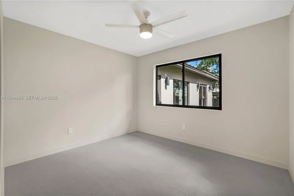 6207 SW 10th St West Miami, FL 33144