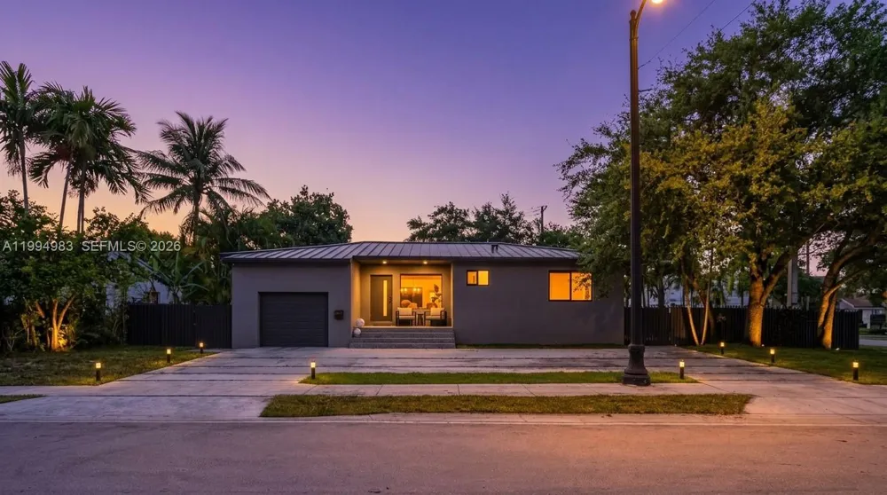 6207 SW 10th St West Miami, FL 33144