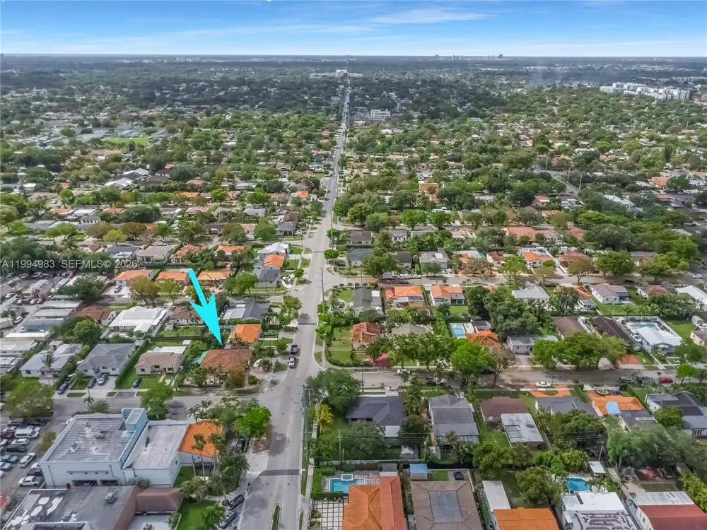 6207 SW 10th St West Miami, FL 33144