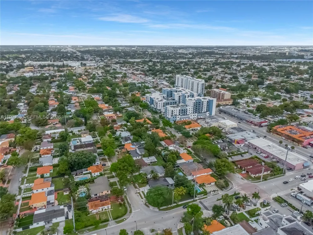 6207 SW 10th St West Miami, FL 33144