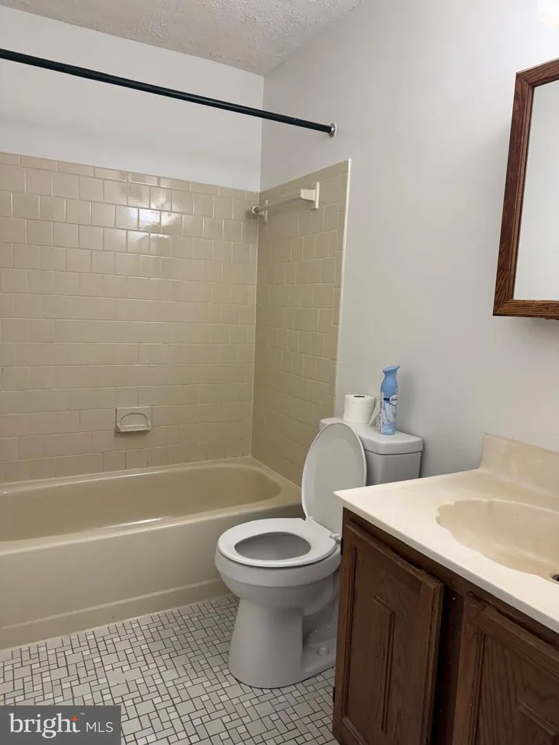 6204 CIPRIANO ROAD Lanham, MD 20706