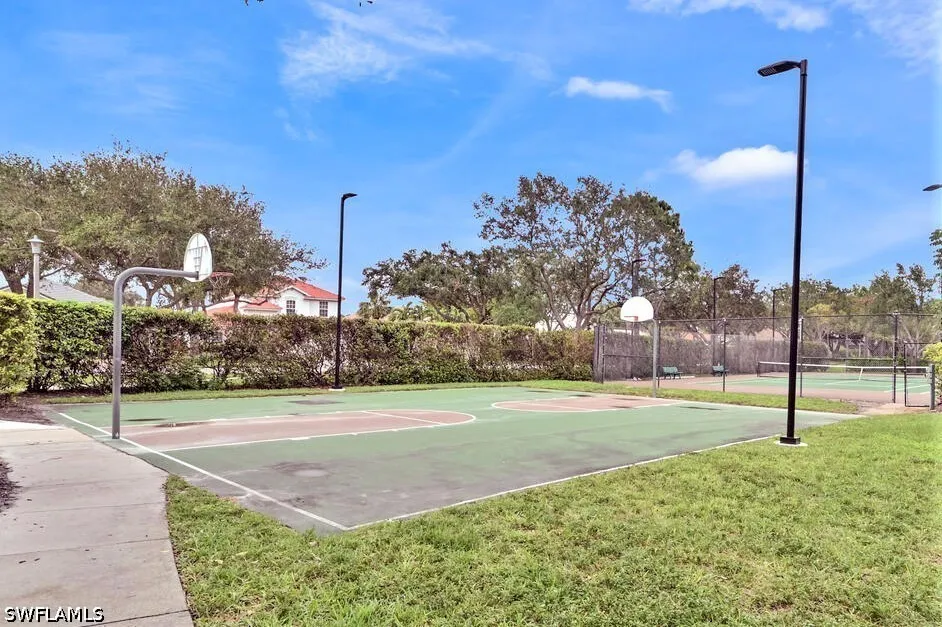 Chestnut Circle Naples, FL 34109