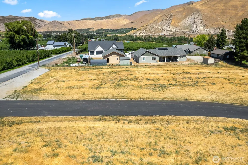 37 Penstemon Lane Monitor, WA 98836
