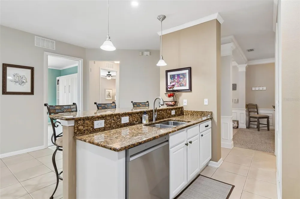 7903 SEMINOLE BOULEVARD #2208 Seminole, FL 33772