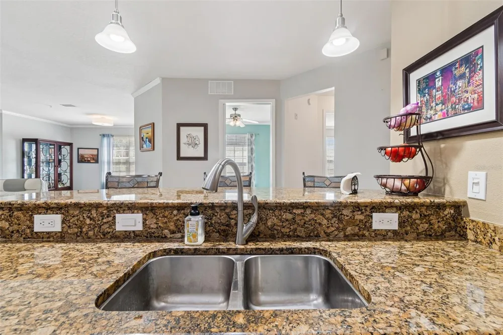 7903 SEMINOLE BOULEVARD #2208 Seminole, FL 33772