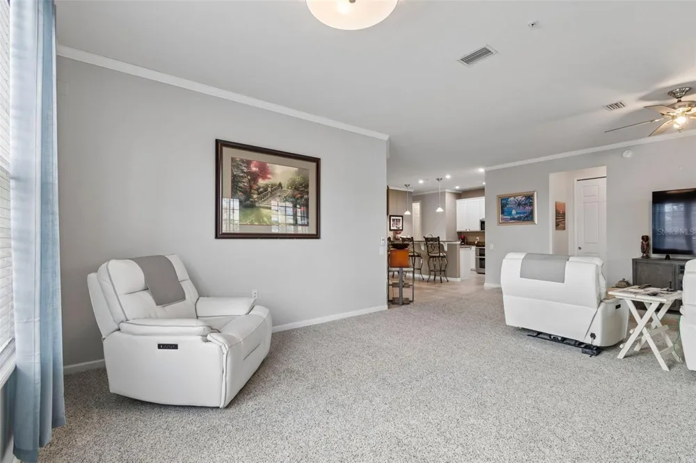 7903 SEMINOLE BOULEVARD #2208 Seminole, FL 33772