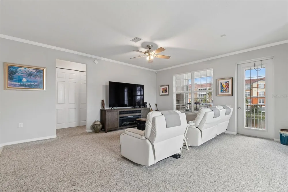 7903 SEMINOLE BOULEVARD #2208 Seminole, FL 33772