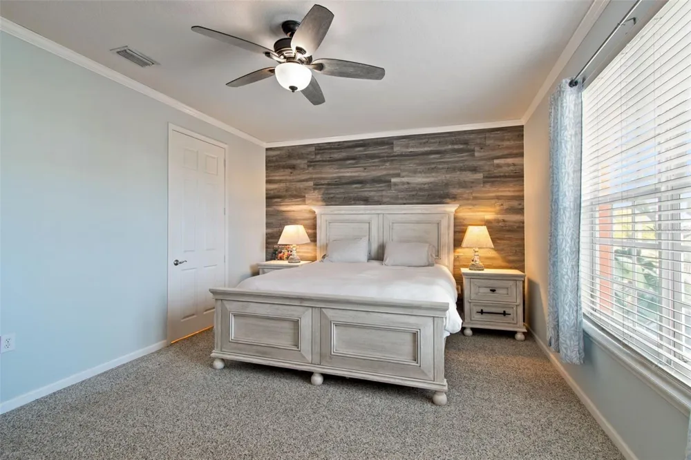 7903 SEMINOLE BOULEVARD #2208 Seminole, FL 33772