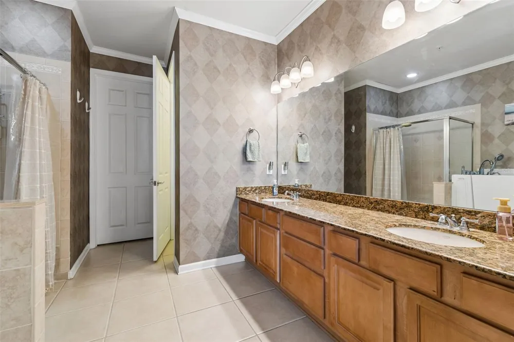 7903 SEMINOLE BOULEVARD #2208 Seminole, FL 33772