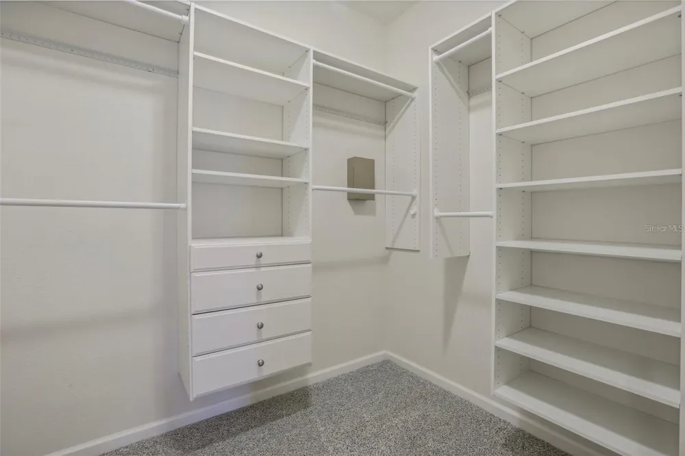 7903 SEMINOLE BOULEVARD #2208 Seminole, FL 33772