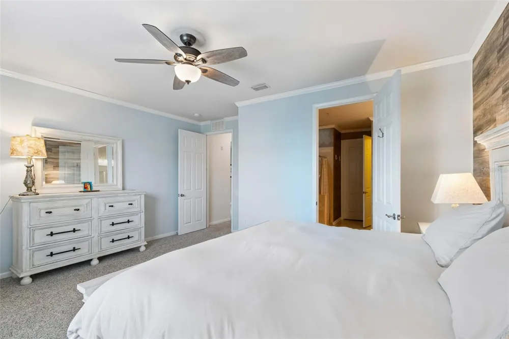 7903 SEMINOLE BOULEVARD #2208 Seminole, FL 33772