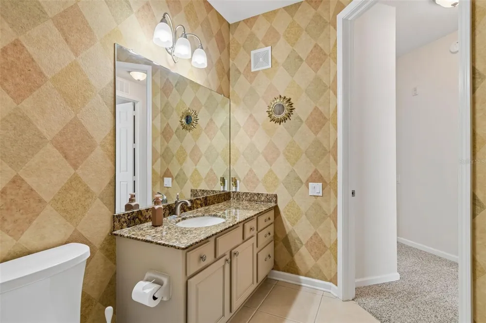 7903 SEMINOLE BOULEVARD #2208 Seminole, FL 33772