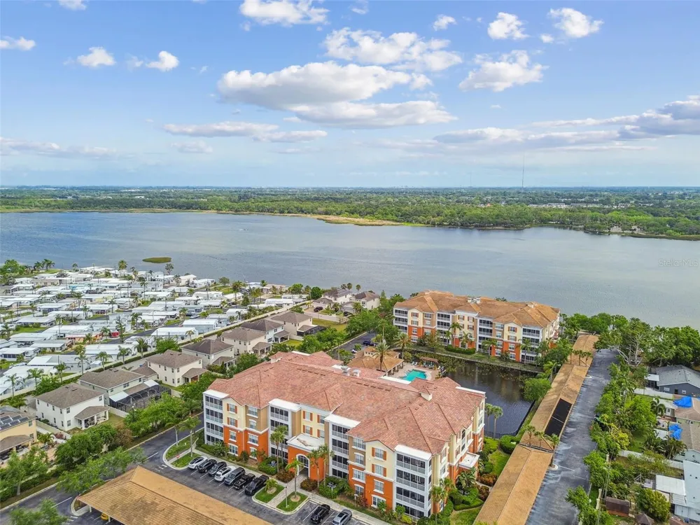 7903 SEMINOLE BOULEVARD #2208 Seminole, FL 33772