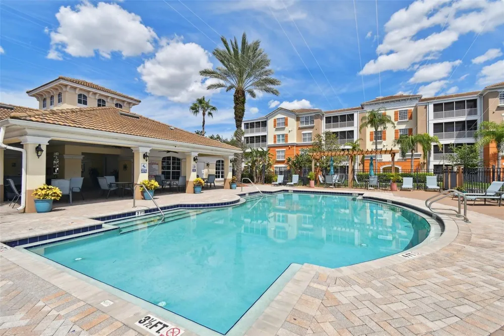 7903 SEMINOLE BOULEVARD #2208 Seminole, FL 33772